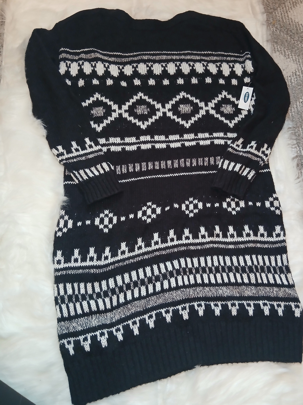 Old Navy Black and White Fair Isle Crewneck Sweater